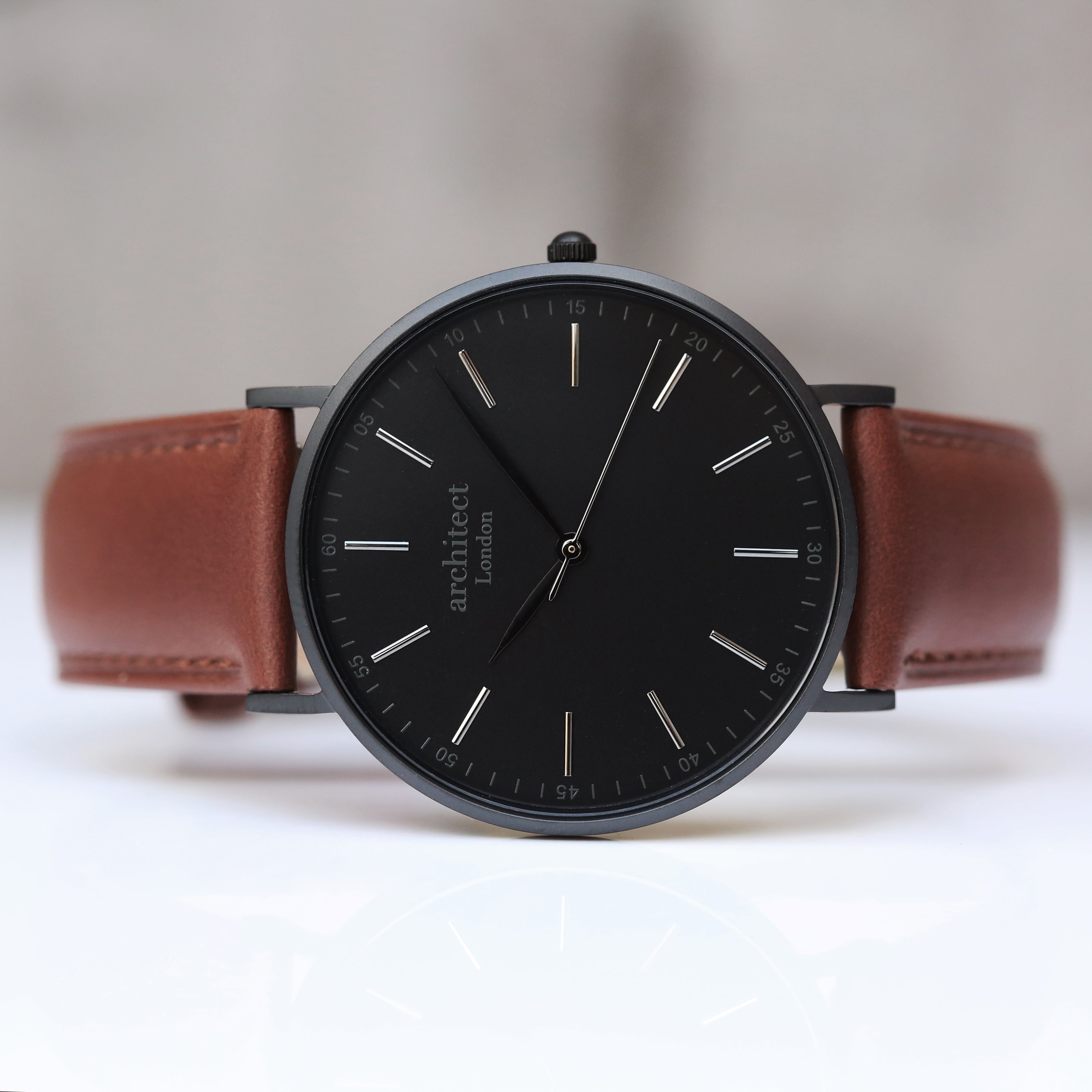 Handwriting Engraving - Men's Minimalist Watch + Walnut Strap