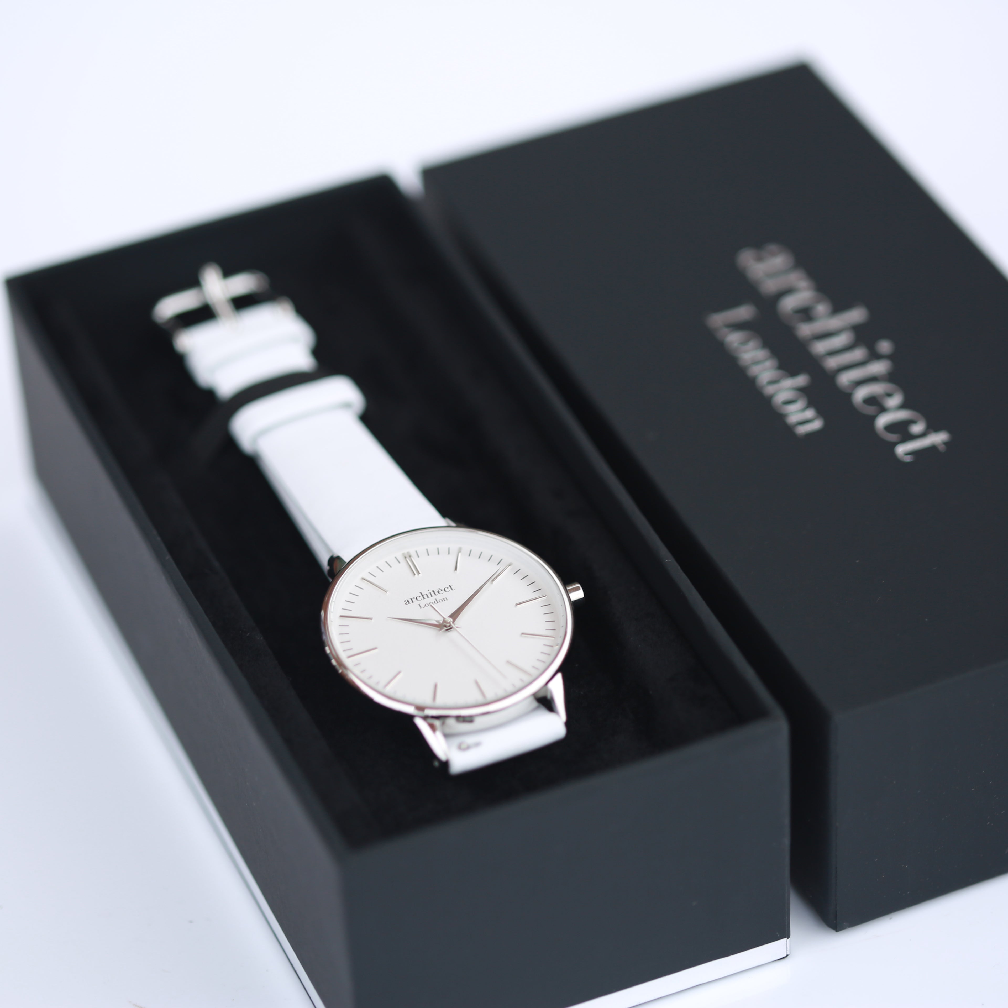 Ladies Architēct Blanc Silver Bezel - Handwriting Engraving + White Strap