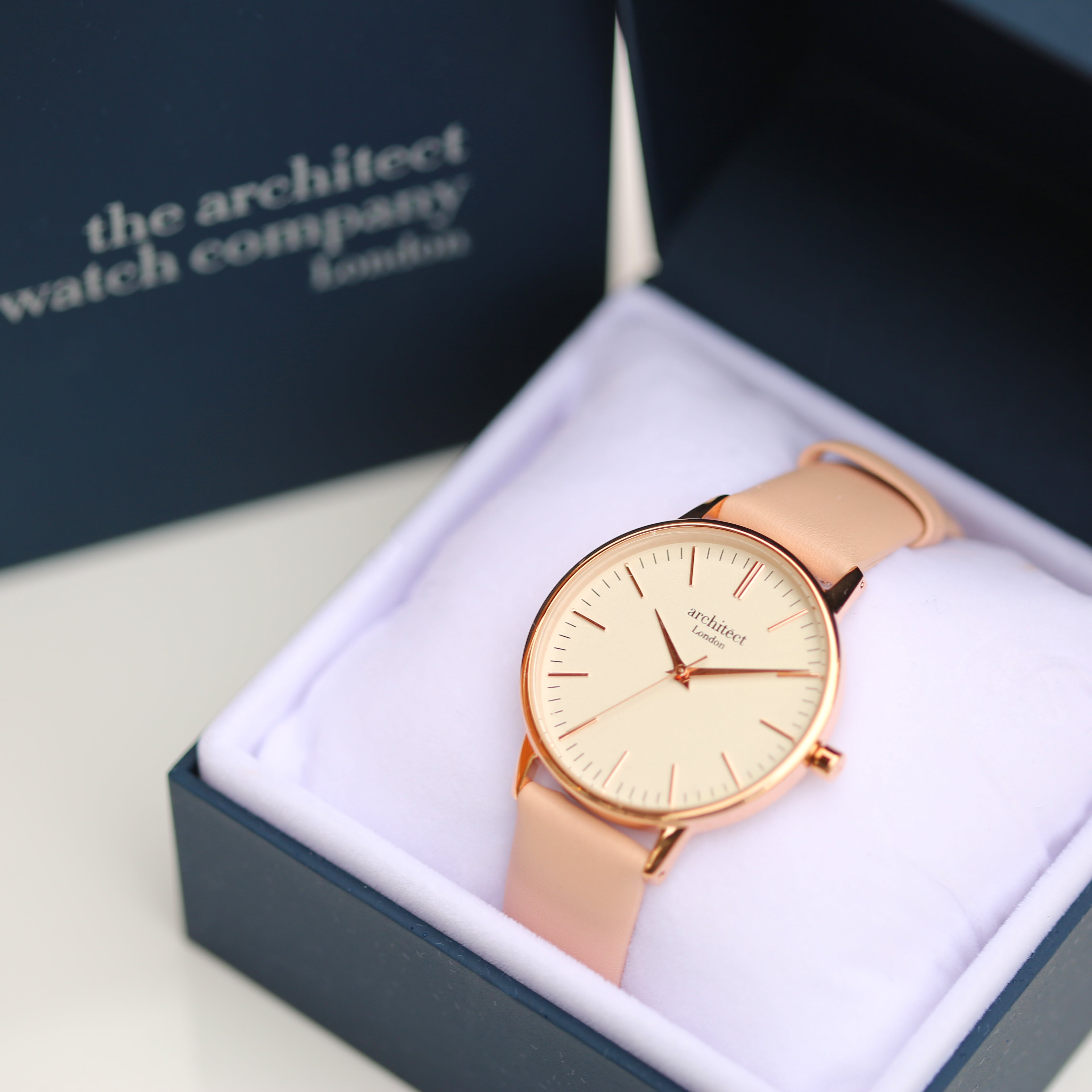 Contactless Payment Watch - Ladies Architēct Blanc + Light Pink Strap + Modern Font Engraving